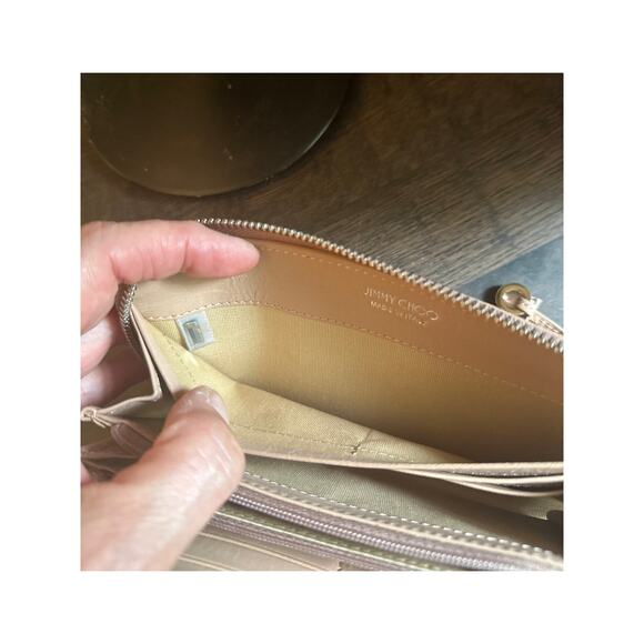 JIMMY CHOO BEIGE LEATHER AND SILVER STARS ZIP AROUND WALLET - Picture 9 of 11